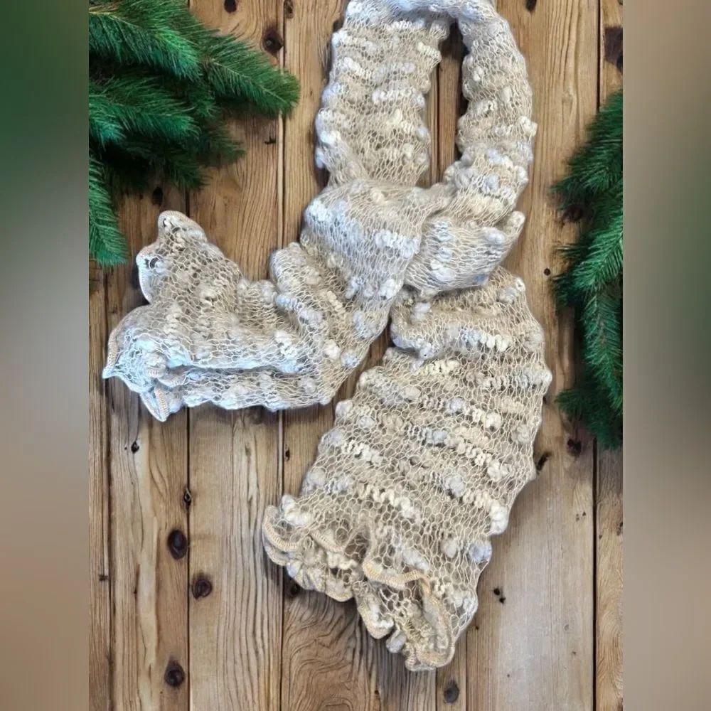 🔥 Raffaello Bettini Italian Knitted Light Scarf